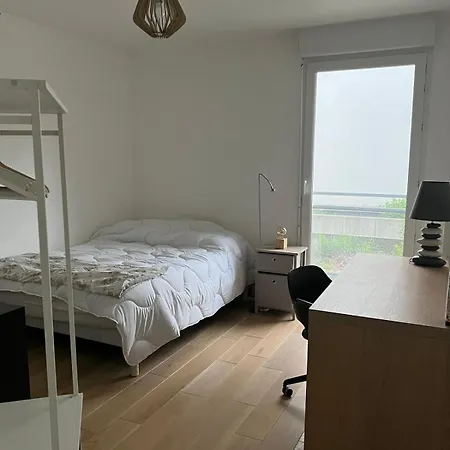 Maison De La Tranquillite Homestay Villejuif